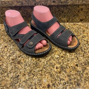 Finn Comfort Gomera-S Blue Nubuck Comfort Orthopedic sandals. Size 38 7 D Wide
